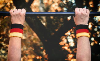 米兰体育网页版登录-英超球队通过高强度间歇训练提升球员耐力表现，英超球队一天训练多久